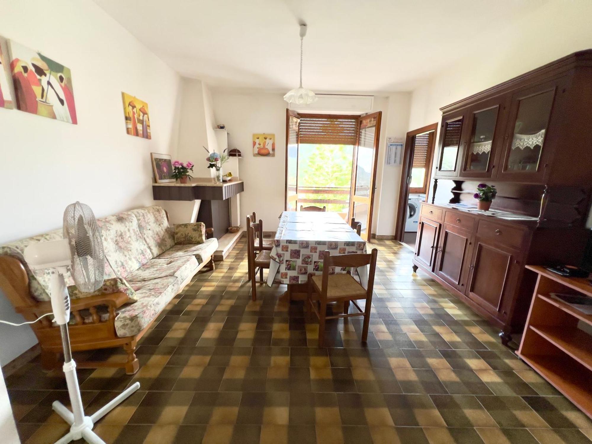 Ampio Appartamento Marina Di 阿勃丝 外观 照片